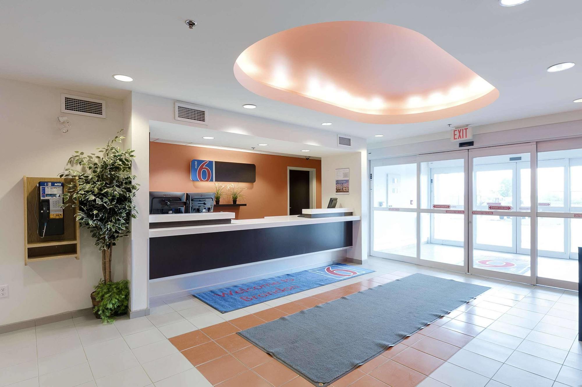 Motel 6-Brandon, MB Exterior foto